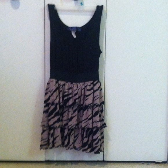 Black/ brown zebra ruffled dress