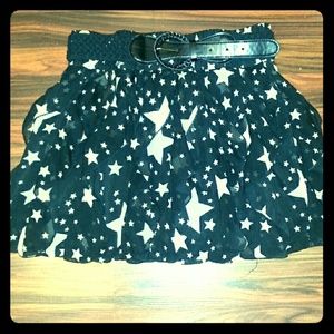 Star skirt with belt