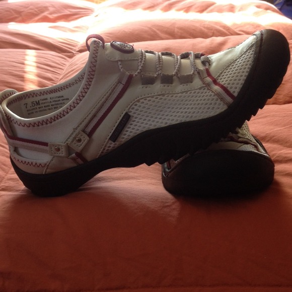 The J-41 Tahoe. New NEVER WORN