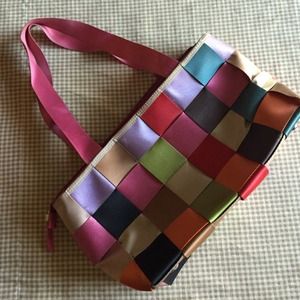 Adorable & Unique Multicolor Seatbelt handbag❗️❗️