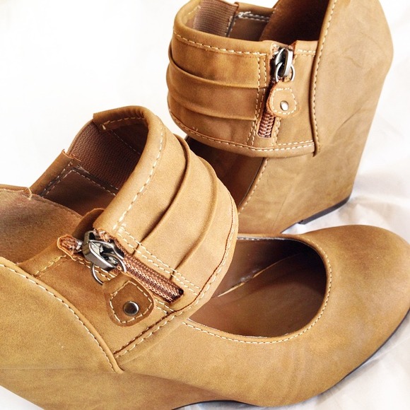 City Classified Shoes - Mary Jane Side-Zip Suede Wedges
