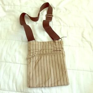 Dakine over the shoulder bag