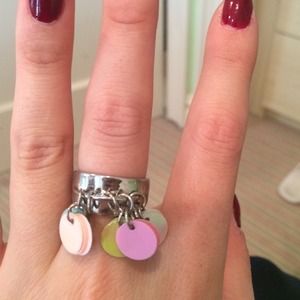 Pastel sequins ring