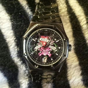 ed hardy watch/love kills slowly