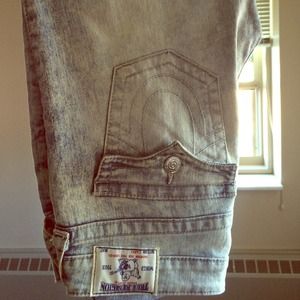 True Religion Capri