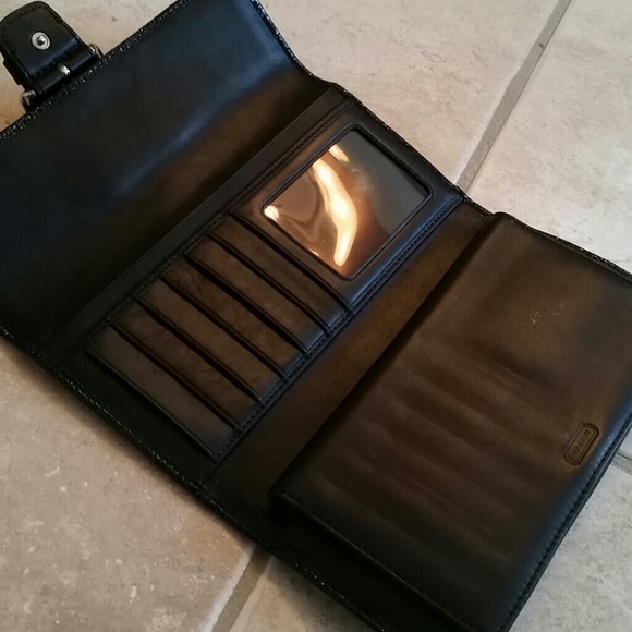 Authentic Coach wallet - Picture 3 of 8