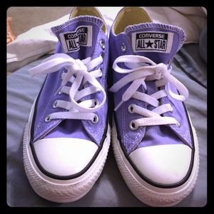 Purple converses