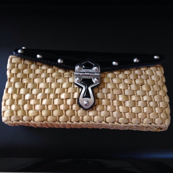 🍉Authentic MK bag - Picture 3 of 4