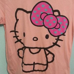 Pink hello kitty shirt