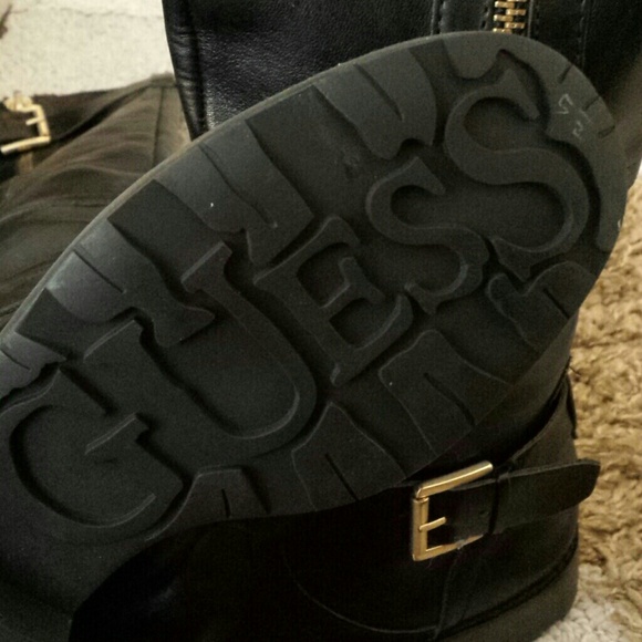 🚫SOLD! NEVER WORN! Guess Black Leather Boots - Picture 4 of 4