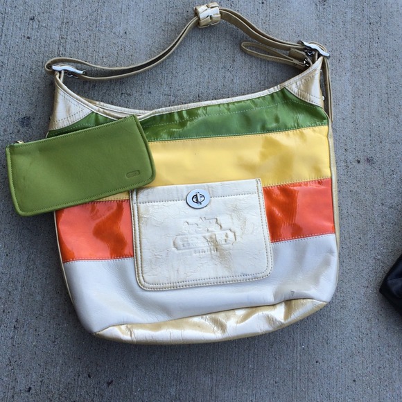 Coach purse. Very cute for the fall!