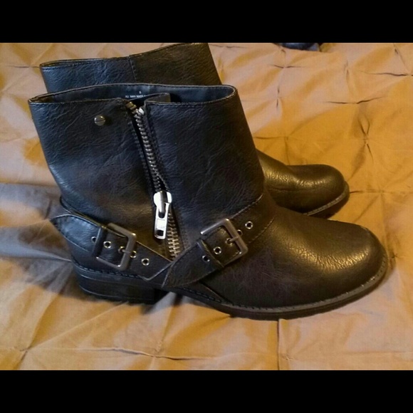 Black ankle boots