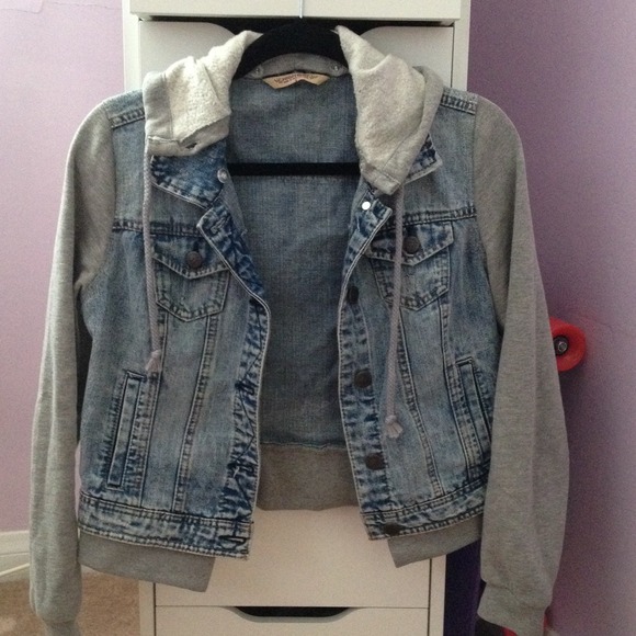 jean jacket with sweater sleeves and hood