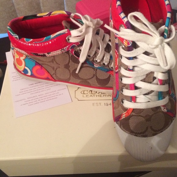 Coach sneakers negotiable !