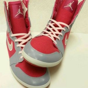 "NIKE AIR JORDAN 1 SKINNY HYDER FUCHSIA