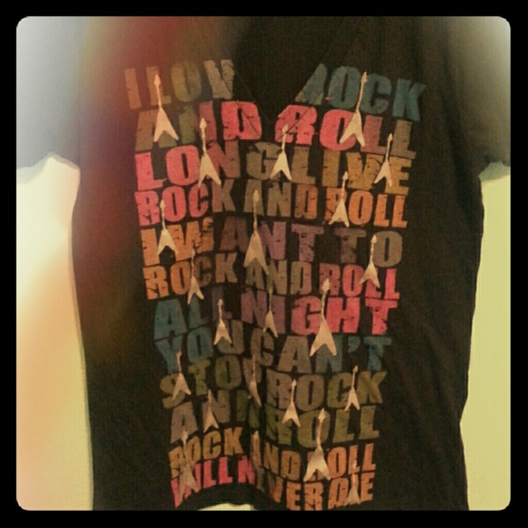 I love rock and roll v neck