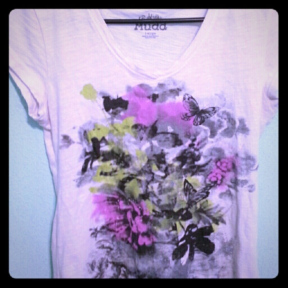 Butterfly v neck