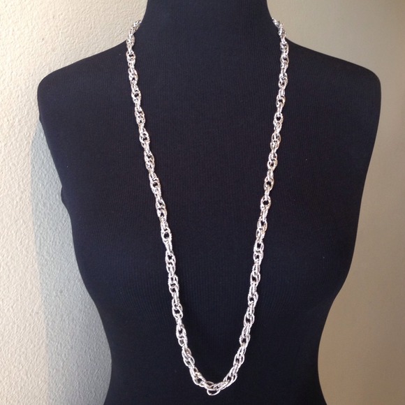 Silver Tone Design Necklace
