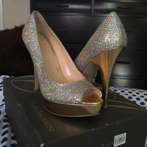 New Enzo Anglioni Platform Heels - 6.5