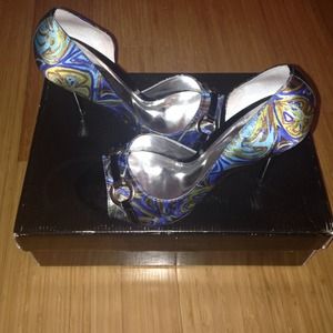 Roulette Blue Java heels
