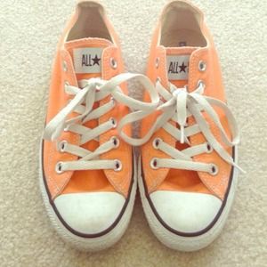 FOR JULS CONVERSE!