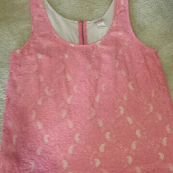 Sleeveless top
