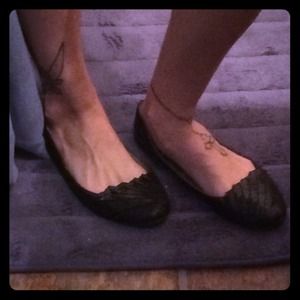 Black flats