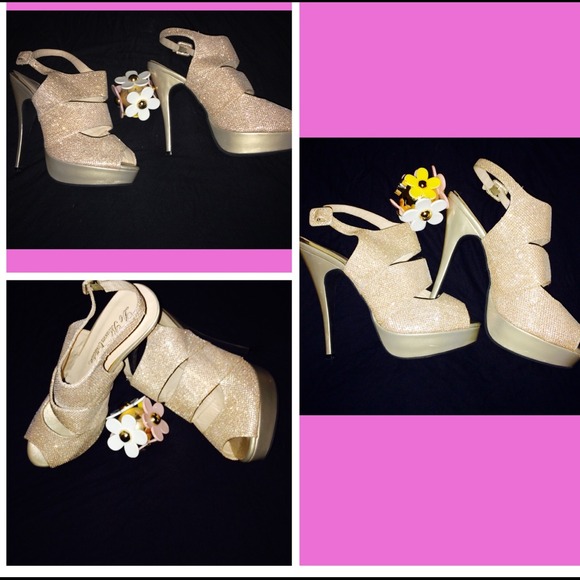 Gold Strap Pumps