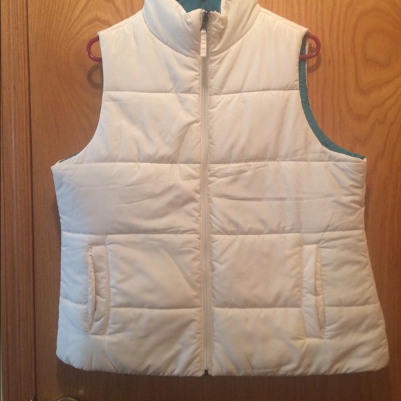 Reversible lightweight jacket