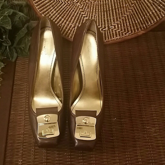 Flash Sale!  Nine West shoes