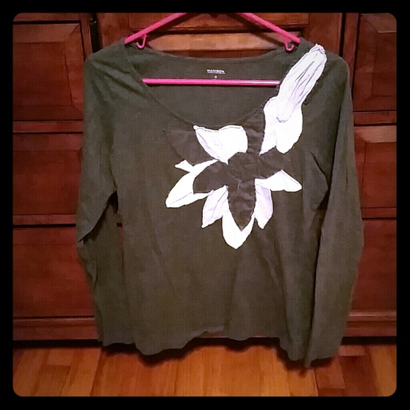 Madison shirt small