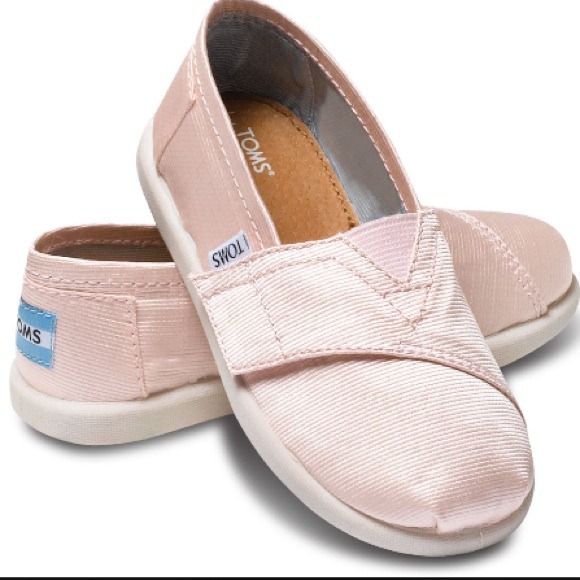 Tiny Toms ❤️Brand New & so cute!