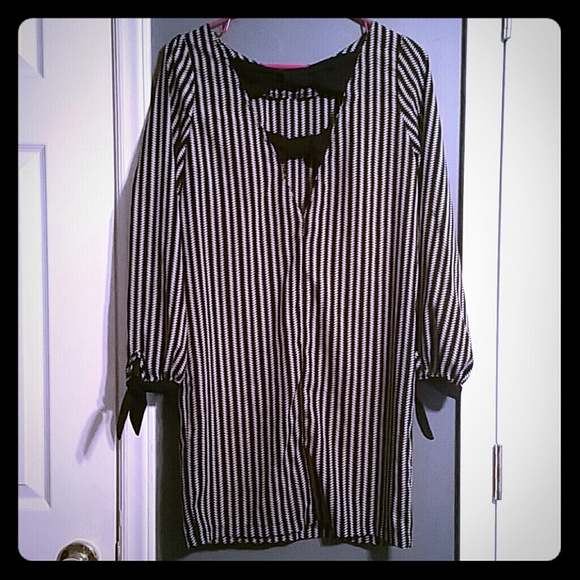 Boutique black and white dress