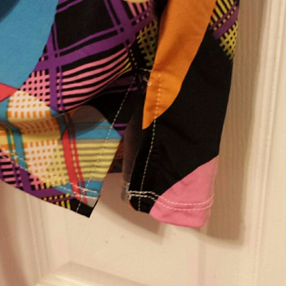 Top - Picture 3 of 3