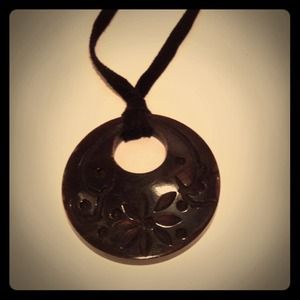 Black pendant necklace