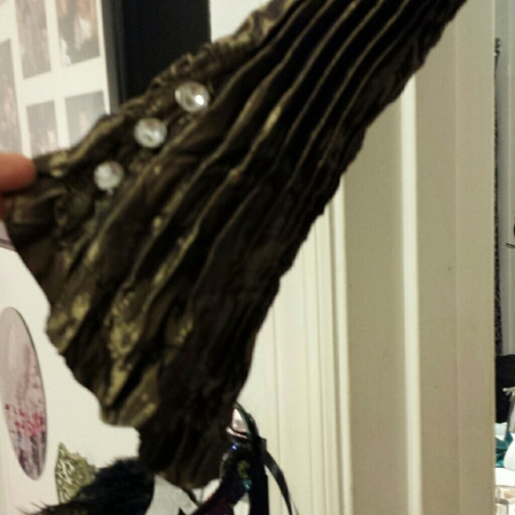 Top - Picture 3 of 4