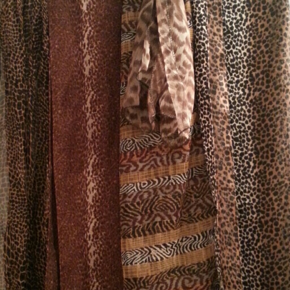 REDUCED-Scarf bundle...Gorgeous! - Picture 3 of 3