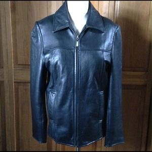 Wilton's black leather insulated jacket. Size SM