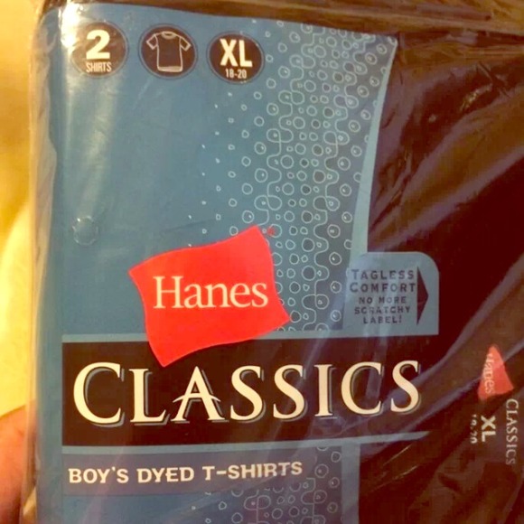 Hanes 2 classics t- shirts .Xlarge