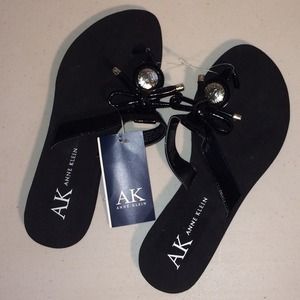 Anne Klein Black Galypso Sandals Size 7