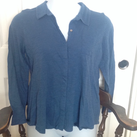 Bundled ....J.Jill button up long sleeve, blue - Picture 4 of 4