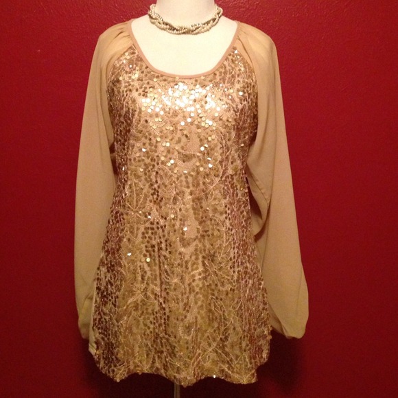 🎉HOST PICK Badgley Mischka Gold Sequined Dress! - Picture 2 of 4