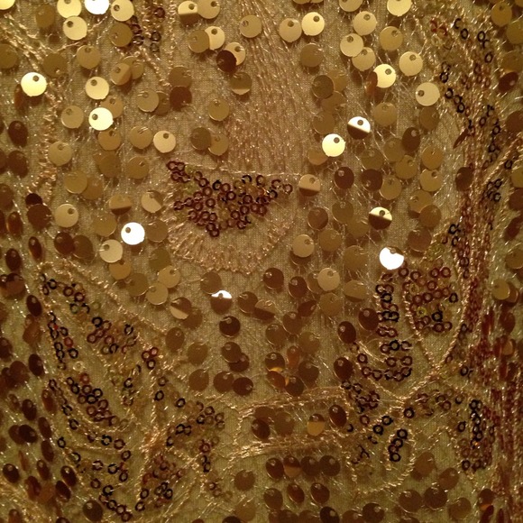 🎉HOST PICK Badgley Mischka Gold Sequined Dress! - Picture 3 of 4