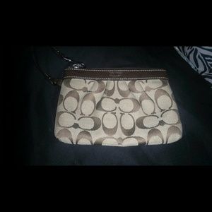 Coach and Michael kors wristlets bundle!!