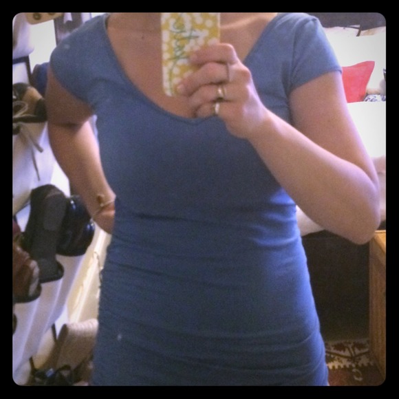 C&C double v neck tee (M)