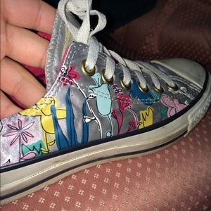 RARE Authentic Converse Chucks all star flowers