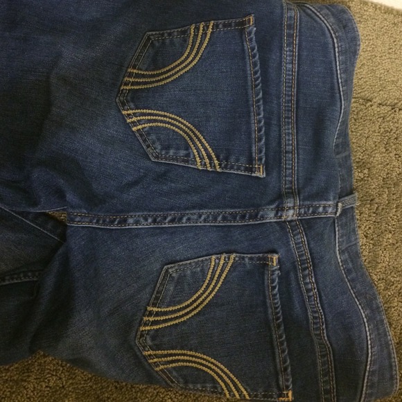 Hollister Jeans - Picture 3 of 3