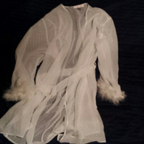 Oscar de la Renta White robe