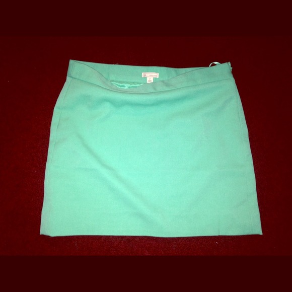 Gap Skirt 💕