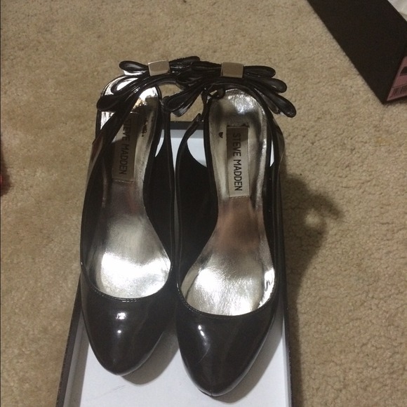 Black patent Steve Madden Heels sz7